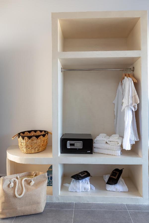 Divino Suites (Adults Only) Fira  Luaran gambar